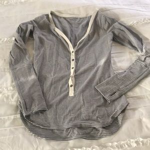 Lululemon long sleeve shirt